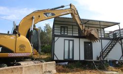 Gölyazı’da kaçak yapılara geçit yok