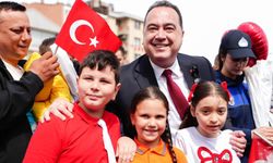 Manisa’da 23 Nisan coşkusu ve Başkan Dutlulu’dan mesaj