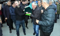 Okul saldırısında hayatını kaybedenler toprağa veriliyor