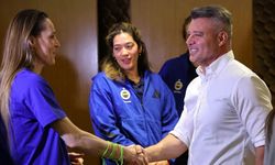 Saran’dan Fenerbahçe voleybol takımına ziyaret