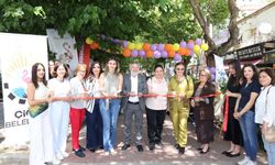 Çiğli'de kadınların el emeği sergisi göz doldurdu