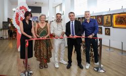 Efeler'de ahşap sanat sergisi açıldı