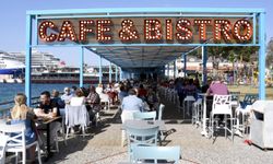 Kuşadası'nın buluşma noktası Arya tesisleri