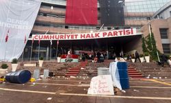 CHP Genel Merkezi’nde hasar onarılıyor