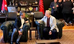 Kılıçdaroğlu ekibinden CHP Genel Merkezi’nde kutlama