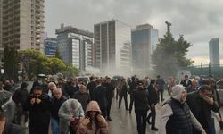 CHP Genel Merkezi’nde müdahale: İl başkanlarına gazlı engel