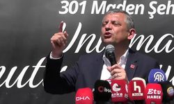 Özgür Özel Soma’da: “Bu rejimi yerle bir edeceğiz”