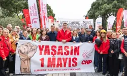 İzmir’de 1 Mayıs coşkuyla kutlanıyor