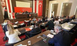 27 üyeyle toplandı, Kurultay'a kapıyı kapattı