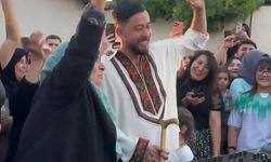 Mahmut Orhan köyünde konser verdi