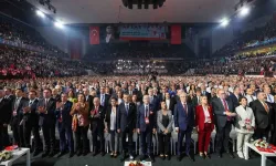 Kurultay için imzalar Genel Merkez'de