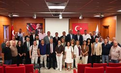 Başkan Aras sektör temsilcileriyle bir arada