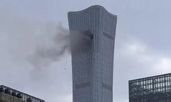Pekin’de gökdelen kazası'Uçak CITIC Tower’a çarptı