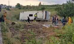 Isparta'da tur otobüsü devrildi: 4 ölü, 15 yaralı