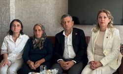Özgür Özel’den Gülistan Doku’nun ailesine ziyaret