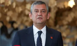 Özgür Özel'e yakın Manisa'dan 2 isim gözaltına alındı