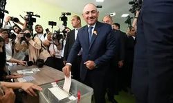 Ermenistan Kritik Seçim İçin Sandıkta