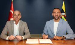 Vedat Muriqi Fenerbahçe'ye İmzayı Attı