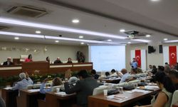 Karabağlar'da ‘Kentsel Dönüşüm’ krizi: Meclis kişisel şov yeri değildir