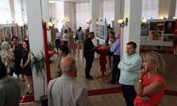 Sergilerden Tiyatro'ya buluşma merkezi: Efeler