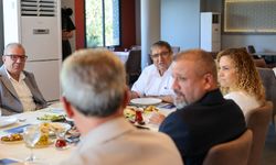 Başkan Vekili Benzer'den siyaset üstü adım