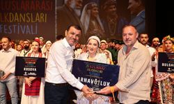 Dünyanın bütün renkleri Denizli’de buluştu