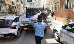 Konak zabıtasından kaldırım işgallerine denetim