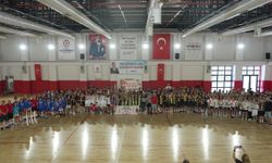 Ege’nin genç sporcuları Denizli’de buluştu