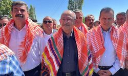 Vahap Seçer’den Kılıçdaroğlu ile yan yana CHP mesajı