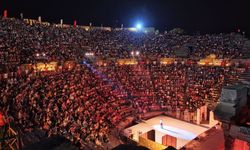 Zorba Balesi Hierapolis'te sanatseverlerle buluştu