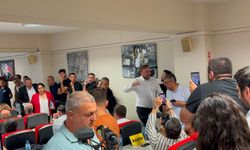 CHP, ikinci turda salonu terk etti: Düzenlediğiniz tiyatroyu oynayın!