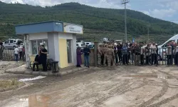 Osmaniye’de okul bahçesinde öğretmene silahlı saldırı