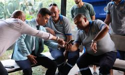 Marmaris Belediye Başkanı Ünlü temizlik personeline teşekkür ziyareti