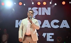 Gördes Kurtuluşunu Işın Karaca ile Kutladı