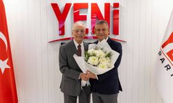 Özgür Özel, Murat Karayalçın’ı Genel Merkez’de ağırladı