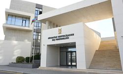 Azerbaycan’dan 7 Türk hakkında gıyabi tutuklama kararı