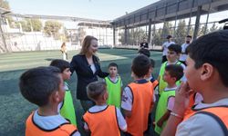Başkan Mutlu Kış Spor Okulları'nda çocuklarla buluştu