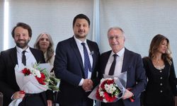 İzmir Barosu’nda devir teslim töreni yapıldı