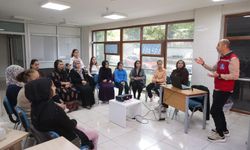 Konak'ta afet farkındalık eğitimleri devam ediyor