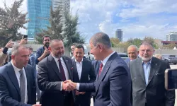 Cemil Tugay’dan AK Parti İzmir İl Başkanlığına ziyaret