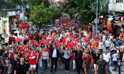 Balçova’da Zafer Coşkusu: Yurtta Barış Dünyada Barış