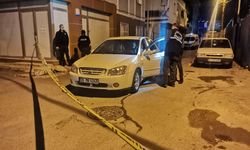 Babasının kavga ettiği şahıslara av bıçağıyla saldırdı: 1 ölü, 1 yaralı