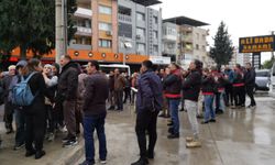İzmir'de HEDEP'in açıklamasına polis müdahalesi: 16 gözaltı!