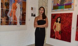 "İyi de Ben Kimim Sergisi" Alaçatı Peri Art Galeri’de açıldı
