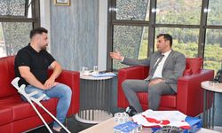 Ampute Milli Takım kaptanı Özcan’dan Zeyrek'e ziyaret