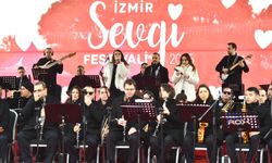 İzmir Belediyesi'nden kalpleri ısıtan festival