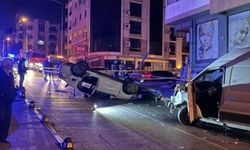 İzmir'in Buca ilçesinde 2 kişinin öldüğü kaza kamerada!