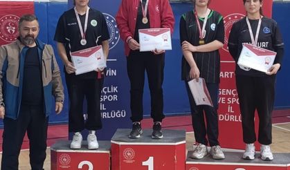 Bileği bükülmeyen kızlar finalde...