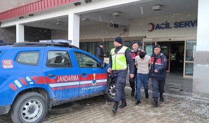 Babasını bıçaklayarak katleden genç tutuklandı