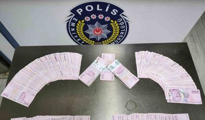 Kumar parasını polis ayakkabının içinde buldu